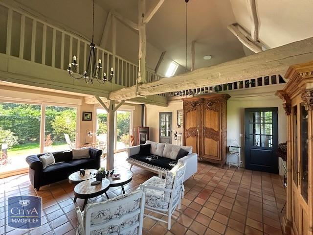 Maison à vendre &bull; 6 pièces &bull; 4 chambres &bull; 167.5m² &bull; Sauqueville Sauqueville