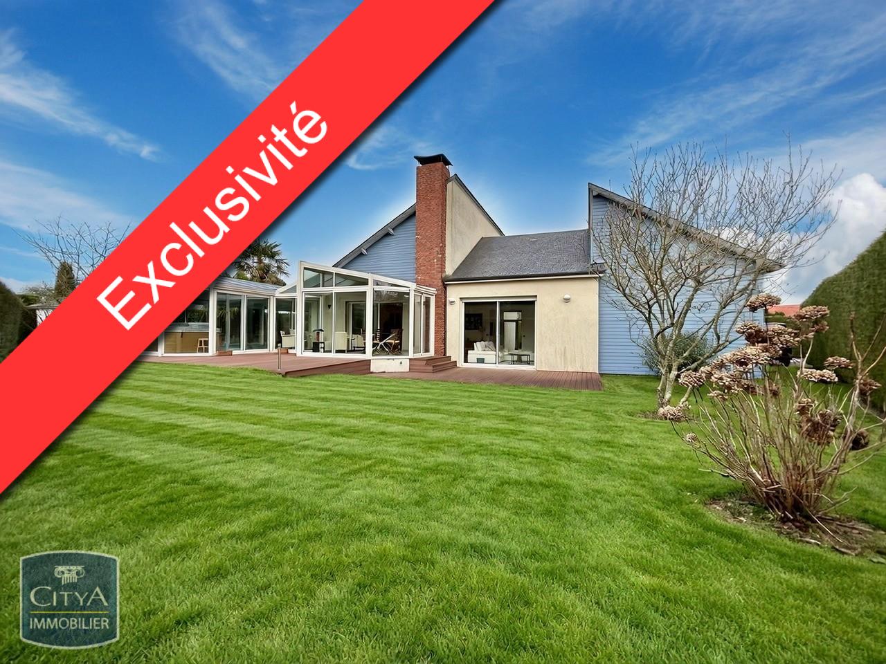 Maison à vendre &bull; 7 pièces &bull; 4 chambres &bull; 169.0m² &bull; Le Bois-Robert Le Bois-Robert